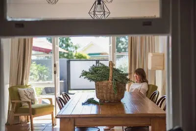 Image de Central, pet friendly! Walk everywhere in the Orange Cbd