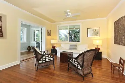 Image de Hale Mokolea: Gem of Lanikai: Steps to Lanikai Beach