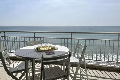 Image de Appartement spacieux 1er étage avec balcon, vue mer, double garage à Saint-Gilles-Croix-de-Vie