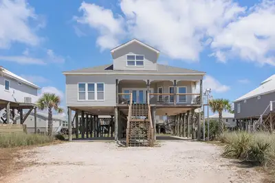 Petite Dauphine - Four Bedrooms, Three Baths - Family Friendly - Gulf Views