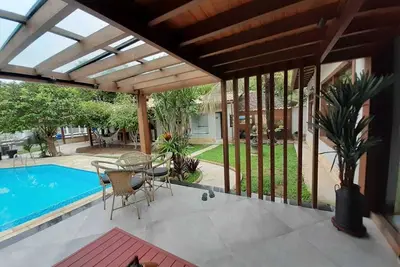 Image de Casa Linda e Aconchegante Com Piscina, Churrasqueira, Sinuca, Wi-fi