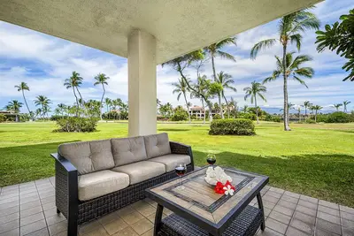 Image de \nPrivate, Walk to Beach, Golf, Shopping and Restaurants!