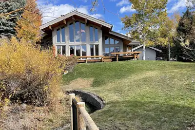 Image de Elegant Elkhorn Home with Baldy Views