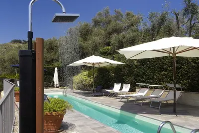 Image de Le Mulino convient à 4\/5 personnes avec piscine.