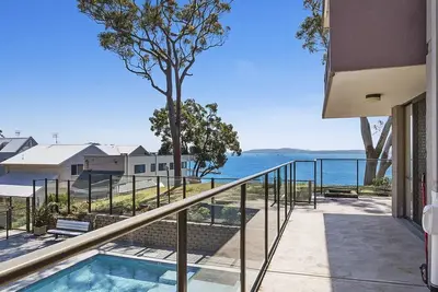 Image de The Poplars, 2, 36 Magnus Street - Comfortable Unit With Air Conditioning and Wi-Fi