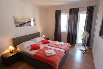 Image de Apartment Stijak 1 for 6 people near the sea and the center of Malinska.