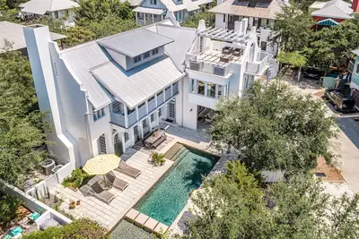 Image de Carefree Cottage - Magnificent Rosemary Beach home w/ a private pool