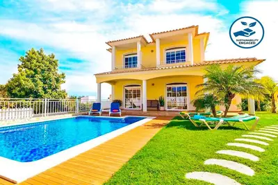 Image de Wonderful Villa W/ Sea Views, Private Heatable Swimming Pool, Free Wifi, Air Con