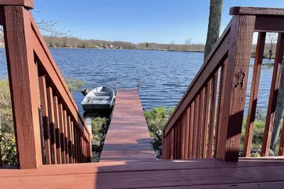 Image de Lakefront Oasis, Dog-Friendly with Boat and Sauna included