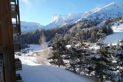 Image de Cosy, Appart 41m² 4/6 pers près pistes très équipé à neuf