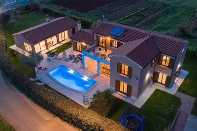 Image de Maison de vacances Barban pour 1 - 10 personnes avec 4 chambres Ă coucher - Maison de vacances