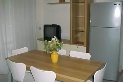 Image de Appartement de vacances Lignano Pineta pour 1 - 6 personnes avec 3 chambres Ă coucher - Logement de