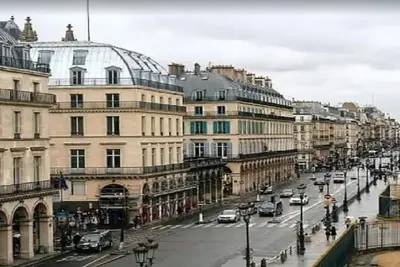 Image de 200m2 top floor La Madeleine -behind Champs Elysees-taste of luxe city living