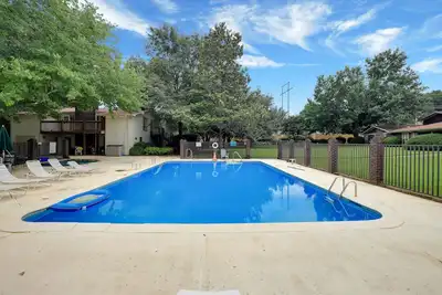 Image de GraceBwithU 2 Bed/2 Bath Cozy Townhouse