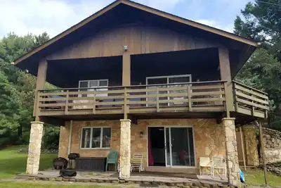 Image de Chalet Ripple-Lake Harmony- Lakefront- 5 Bedroom 3. 5 bath- near Restaurants/Bars