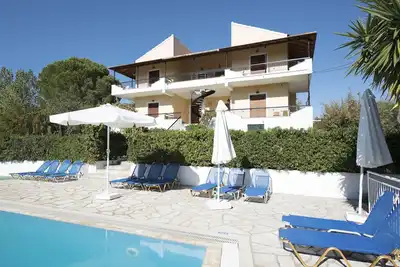 Image de Cochelli Villas (Upper Floor)