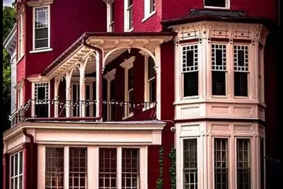 Image de Victorian Balcony Level in the heart of historic Jim Thorpe