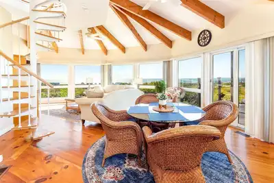 Image de Captain's Quarters at Dune Crest Hotel