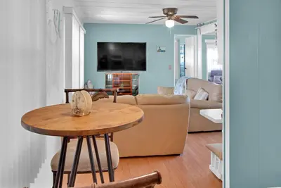 Image de 2 Br, 2 B Home. w/ Golf Cart  Located in The Villages. 1 Mile from Spanish Springs