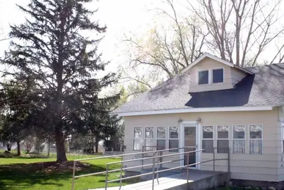 Image de Country home 15 min to Snake River, 25 min to ski.