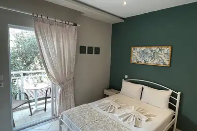 Image de Belle chambre à Limenaria, à seulement cinq minutes du centre