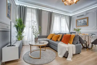 Image de Charmant 150m²  5ch Romantic - Centre Ville - Clim