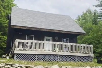 Image de Family\/Pet Friendly Cabin w\/ Modern Upgrades: Minutes to Mountains, Farms, Lake