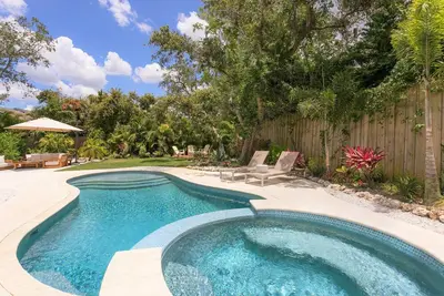 Image de Beachy Paradise close to Siesta Key!