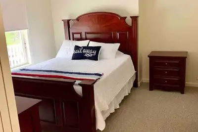 Image de Spring Specials! Waterfront Townhome & Boathouse
