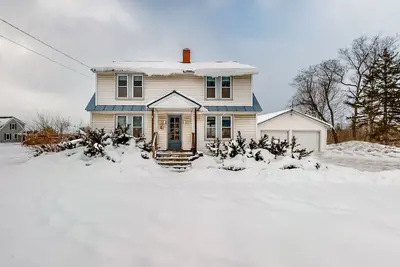 Image de Cozy, Dog-Friendly Home w/ a Large Yard plus Free WiFi & a Private Washer/Dryer