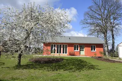 Image de 4-room red vacation home for up to 8 people - 4-room colorful vacation homes, Ovs 999