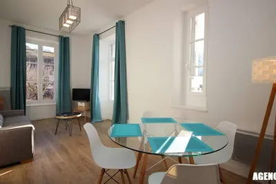 Image de La Bourboule Centre - Beau T2 rénové, wifi et cuisine équipée
