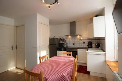 Image de T3 au Mont-Dore avec wifi, proche centre, idéal familles, 5 pers, 2 chambres