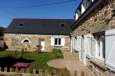 Image de Gd Gîte à la campagne, jeux intérieur\/extérieur, animaux, jolie vue. mer à 25km!