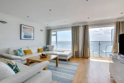 Image de Neptune House - Deux Chambres Maison, Couchages 4