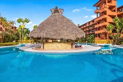 Image de Marina Vallarta Mexican Chic 2b/2Ba|Pool|Tennis