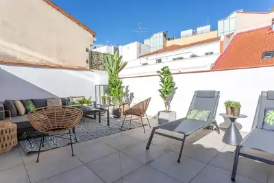 Image de Elegant apartment near Museum Thyssen. Madrazo Iv