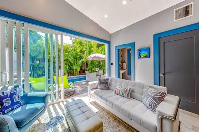Image de Enchanting Duplex with Private Pool, Central Ac, WiFi, and Private Washer/Dryer
