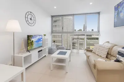 Image de Beautiful Unit with Gym and Pool near Museums