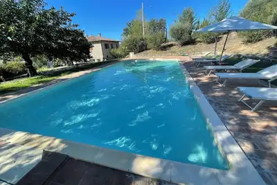 Image de 5 bedrms\/5 bathrms\/1 stg-dng rm\/1 kitchn-diner\/Exc pool + 20 hectares of land