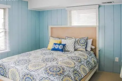 Image de Beautiful Avalon Retreat on the Bay