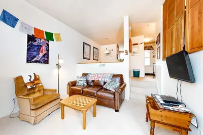 Image de Wonderful Family Retreat Near the Slopes W\/ Shared Pool\/Sauna & Game Room