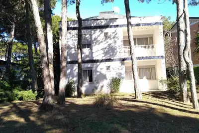 Image de Appartement de vacances Lignano Pineta pour 1 - 6 personnes avec 3 chambres Ă coucher - Logement de