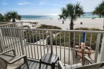 Image de Ambassador 122 - Gulf Front - Pet Friendly