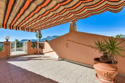 Image de Appartement dans une maison de vacances avec climatisation, Wifi, piscine, Tv, patio, parking