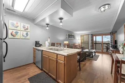Image de King Beds! ! ~Gathering Place~ Walk-In🏠No Stairs🎡1 Mile From Sdc🎢