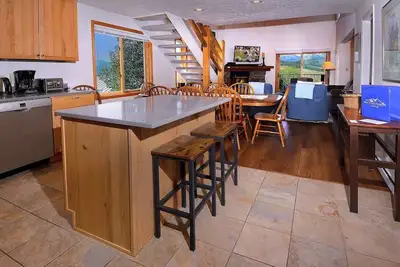 Image de Cottonwood Comfort, Ski in/out, Hot tub, Dog friendly