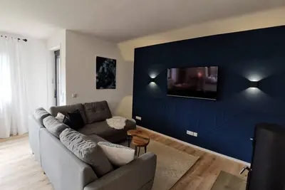Image de Unique and modern apartment with designer bathroom and terrace