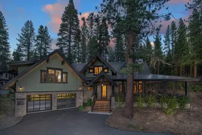 Image de New - Truckee Luxury Retreat - Remote Work Friendly - Sleeps 10+