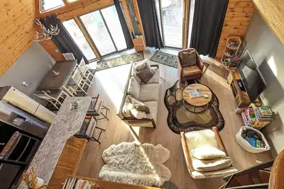 Image de Wildlife Chalet - Barrel Sauna|Lake View|Deck|Grill|TVs|Wifi|Games|Firepit